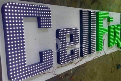 沖孔發光字類型